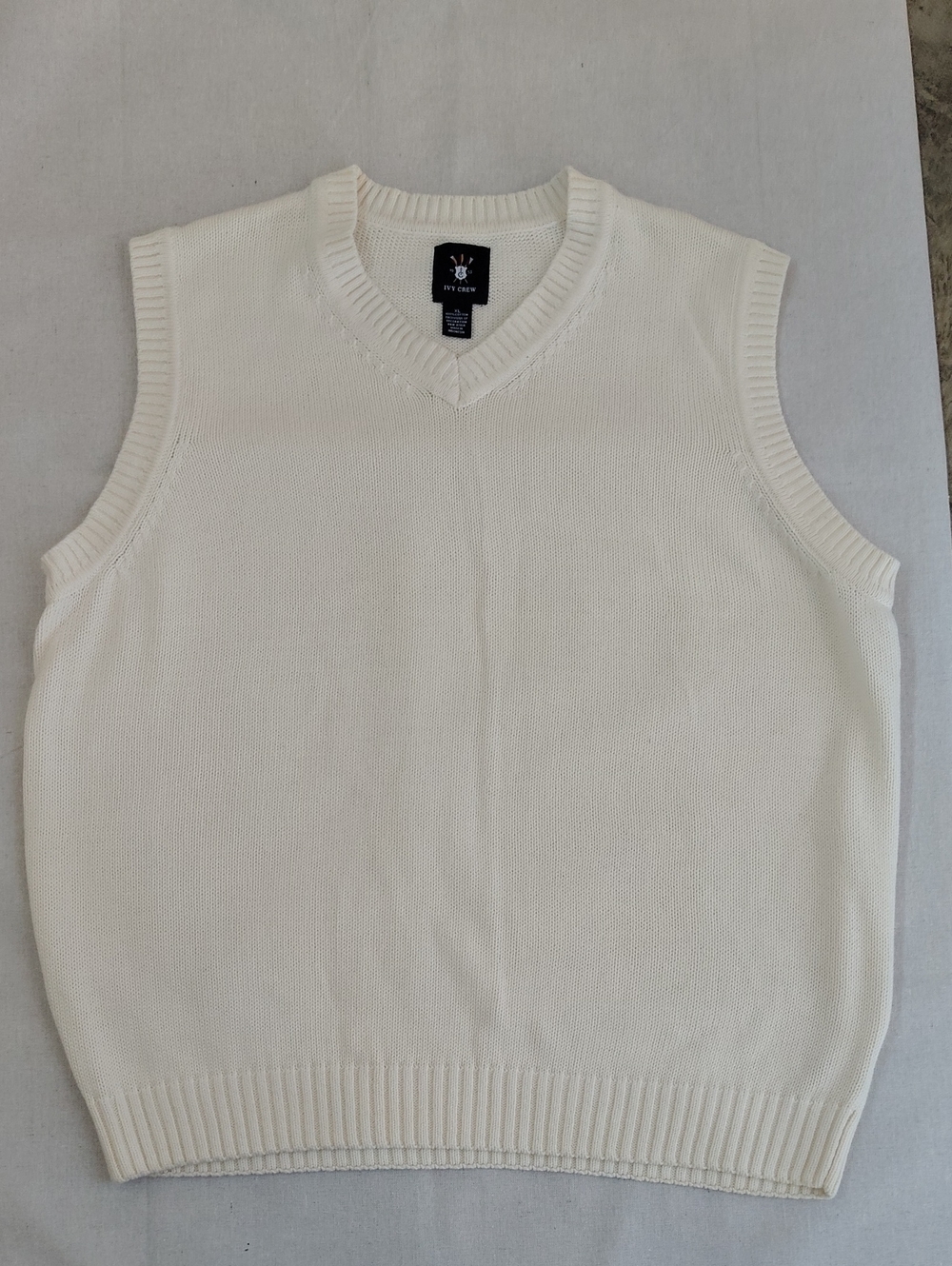 Vtg Men's V-Neck Sweater Vest in Cream by Ivy Crew XL
